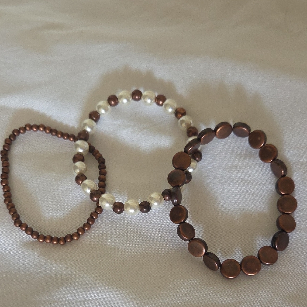 Elegant Pearl and Bronze Beaded Bracelet Set